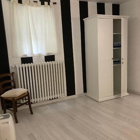 La Casa Di Noah Villa Venosa Bagian luar foto