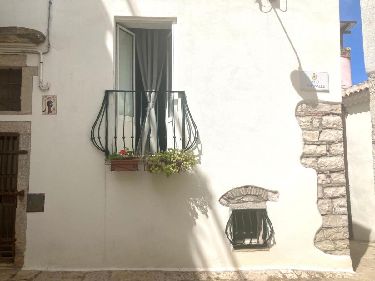 La Casa Di Noah Villa Venosa Bagian luar foto
