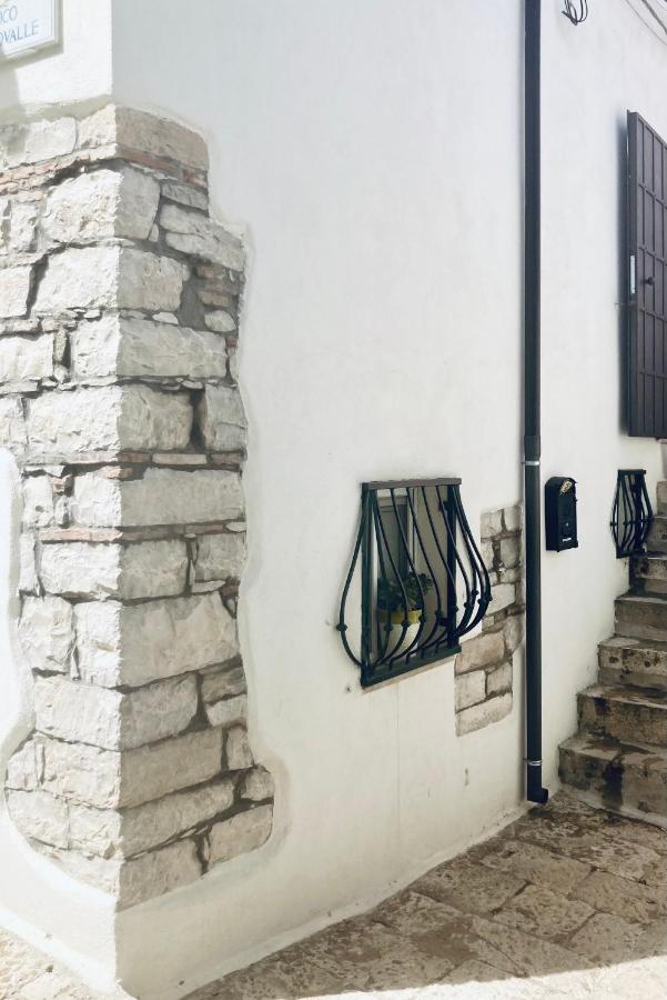 La Casa Di Noah Villa Venosa Bagian luar foto